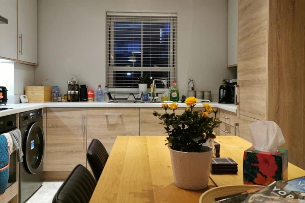 Holiday home 3 Bedroom Townhouse, Free Parking